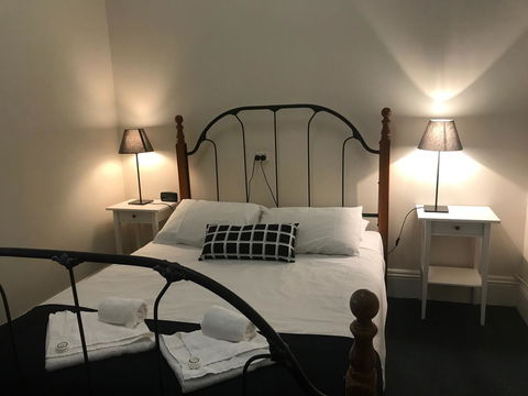 Grosvenor Hotel - Accommodation Gladstone 12