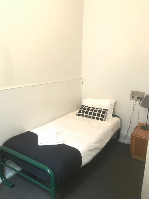 Grosvenor Hotel - Accommodation Gladstone 6