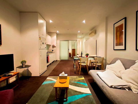 Project BNB On York - Accommodation Gladstone 7