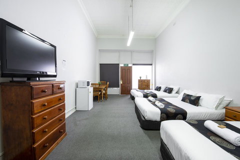 City Centre Motel Hotel - Accommodation Gladstone 7