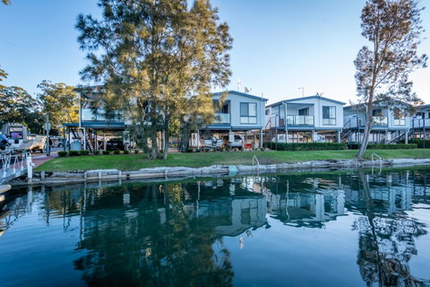 Jervis Bay Holiday Park - Accommodation Gladstone 0