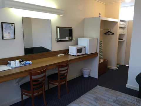 Blue Lake Motel - Accommodation Gladstone 3