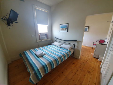 Pier Hotel Port Lincoln - Accommodation Gladstone 18