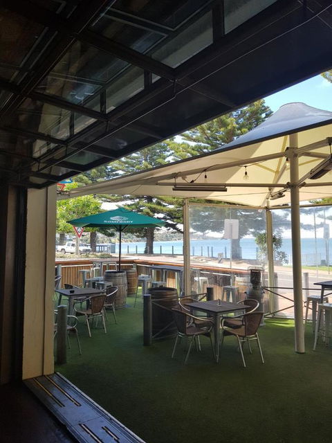 Pier Hotel Port Lincoln - Accommodation Gladstone 30