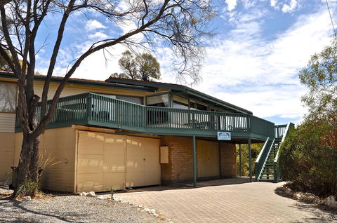 Dolphinview - Accommodation Gladstone 1