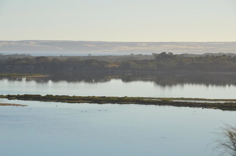 Of Stone & Wood Guesthouse - Accommodation Gladstone 19