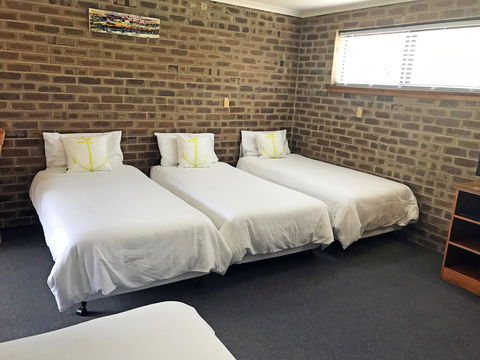 Lake Albert Motel - Accommodation Gladstone 44