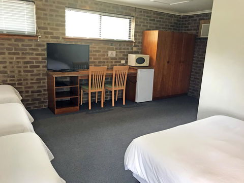 Lake Albert Motel - Accommodation Gladstone 43