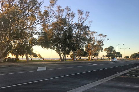 Lake Albert Motel - Accommodation Gladstone 9