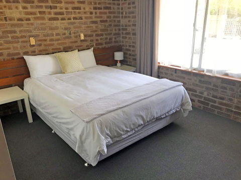 Lake Albert Motel - Accommodation Gladstone 38