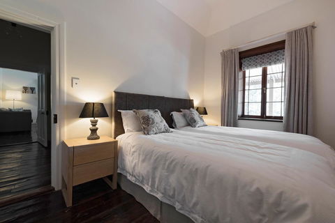 Jacobs Estate Cottage - Accommodation Gladstone 7