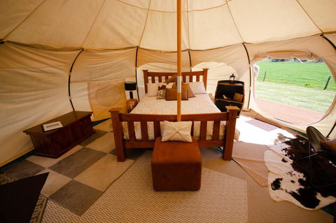 Bukirk Glamping & Fancy Coops - Accommodation Gladstone 1