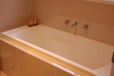 C And C Tanunda - Accommodation Gladstone 10