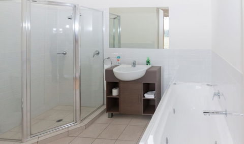 South Shores Yellowfin Villa 96 - South Shores Normanville - Accommodation Gladstone 11
