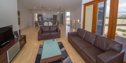 South Shores Yellowfin Villa 96 - South Shores Normanville - Accommodation Gladstone 1