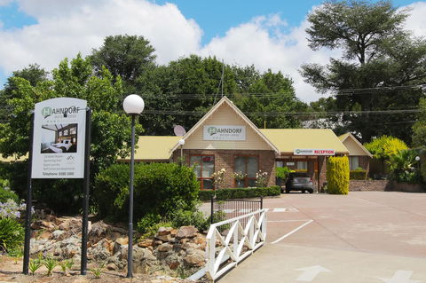 The Lodge By Manna - Accommodation Gladstone 0