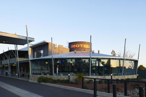 Station Motel - Accommodation Gladstone 2