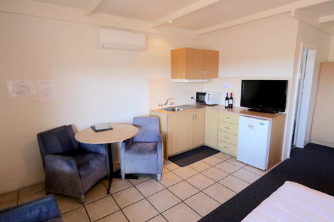 Harbour View Motel - Accommodation Gladstone 23
