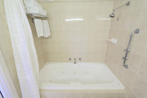Harbour View Motel - Accommodation Gladstone 14