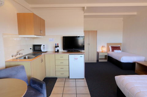 Harbour View Motel - Accommodation Gladstone 27