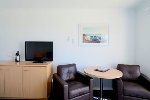 Harbour View Motel - Accommodation Gladstone 5