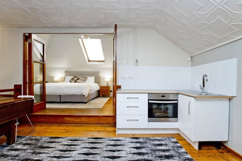 Druids Hall - Accommodation Gladstone 10