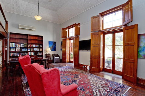 Druids Hall - Accommodation Gladstone 7