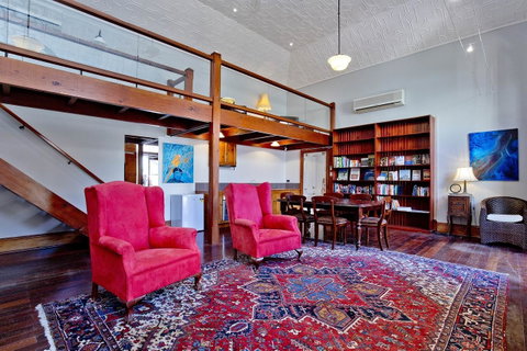 Druids Hall - Accommodation Gladstone 1