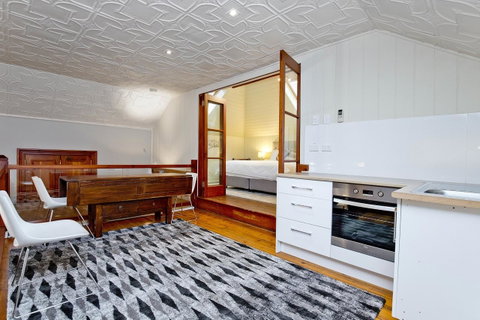 Druids Hall - Accommodation Gladstone 6
