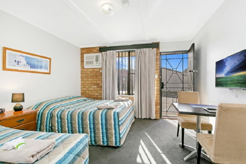 The Ocean Crest - Accommodation Gladstone 14