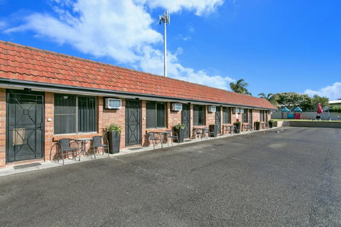 The Ocean Crest - Accommodation Gladstone 21