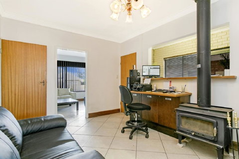 The Ocean Crest - Accommodation Gladstone 2