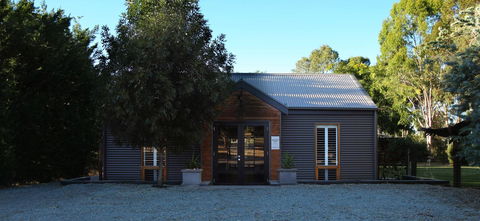 Irongate Studio B&B - Accommodation Gladstone 10