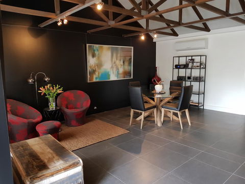 Irongate Studio B&B - Accommodation Gladstone 2