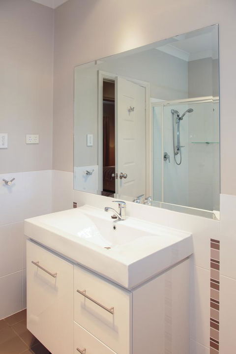 Waterfront On Osprey - Accommodation Gladstone 22