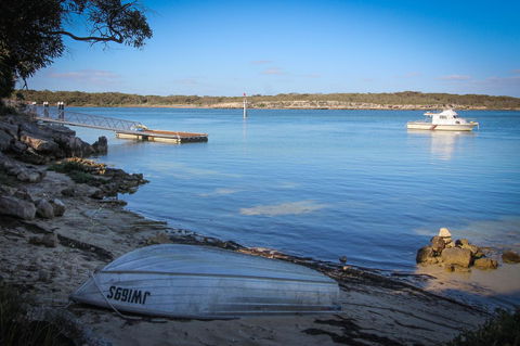 Waterfront On Osprey - Accommodation Gladstone 1