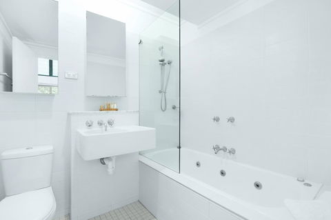 One Mile Retreat - Accommodation Gladstone 10