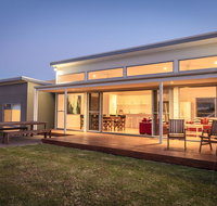 Middle River Beach House - East Wing - Accommodation Gladstone