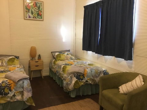 35 Trevena Road - Accommodation Gladstone 2