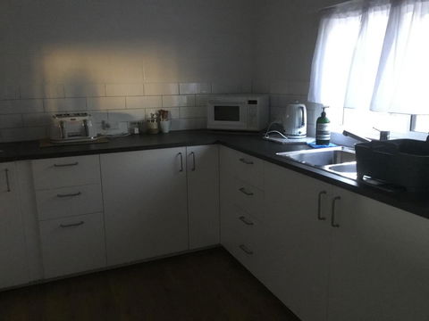 35 Trevena Road - Accommodation Gladstone 5