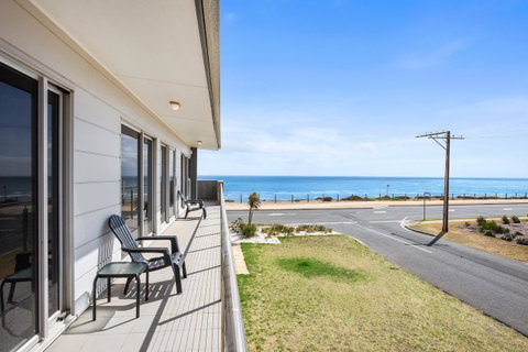 Esplanade Escape - Accommodation Gladstone 10