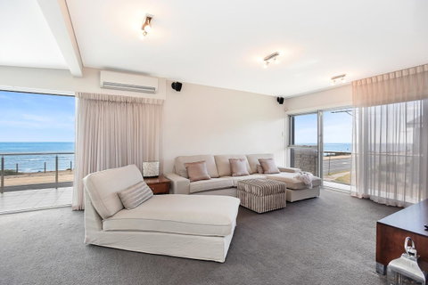 Esplanade Escape - Accommodation Gladstone 17
