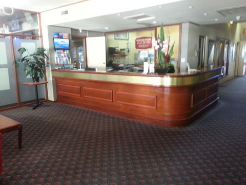 Grand Tasman Hotel - Accommodation Gladstone 20