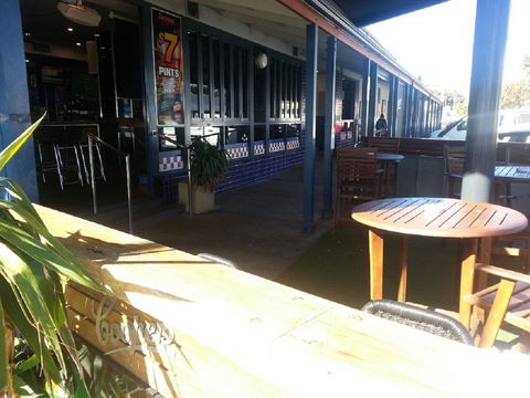 Grand Tasman Hotel - Accommodation Gladstone 3