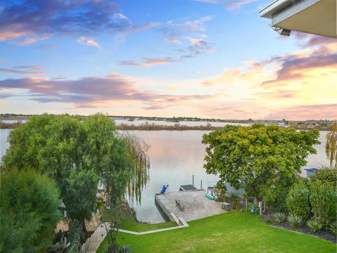 Muse On The Murray - Accommodation Gladstone 18