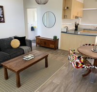 Sunshine Four - Accommodation Gladstone