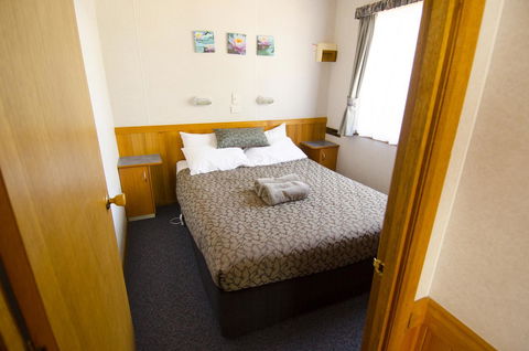 Lakeside Tourist Park - Accommodation Gladstone 14