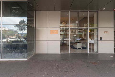 Ther-Rich 2Brm CBD Apartment - Accommodation Gladstone 11