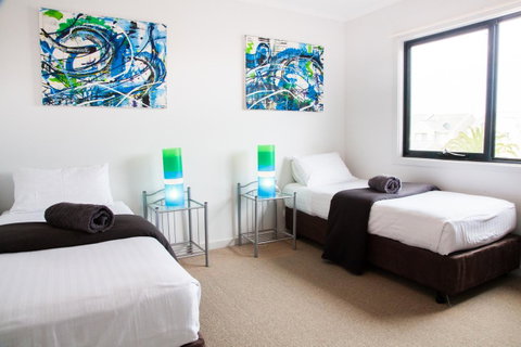 Mariners Cay Apartment - Accommodation Gladstone 14