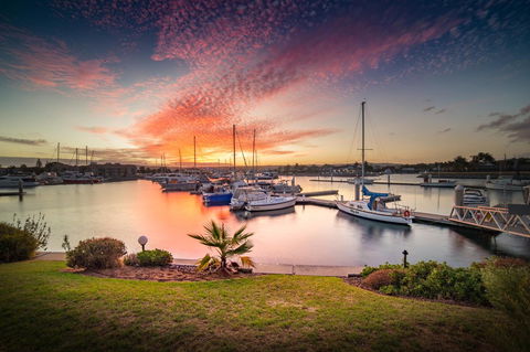Marina Reflections - Accommodation Gladstone 18